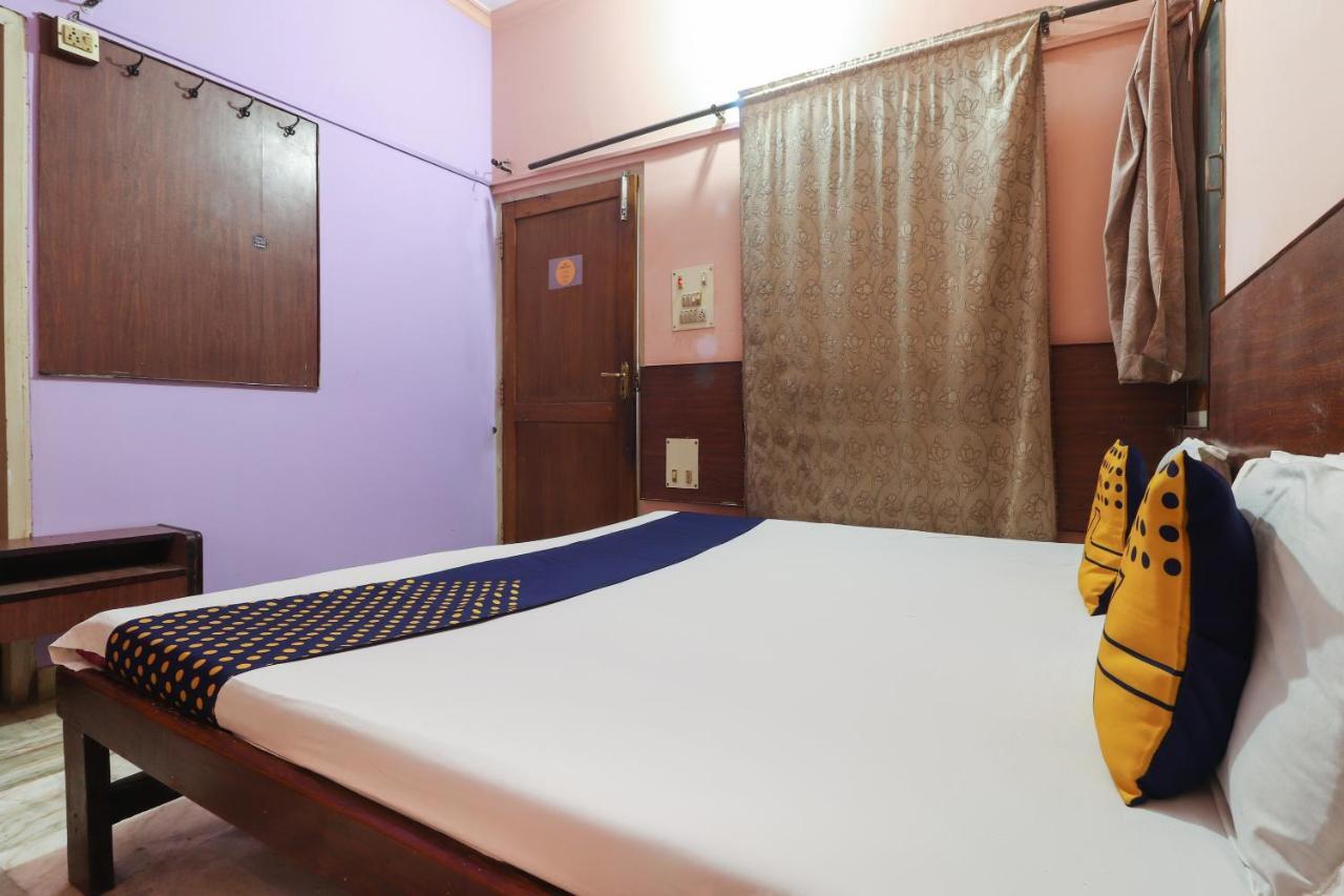 Spot On Jaiswal Guest House Hasanganj Екстериор снимка
